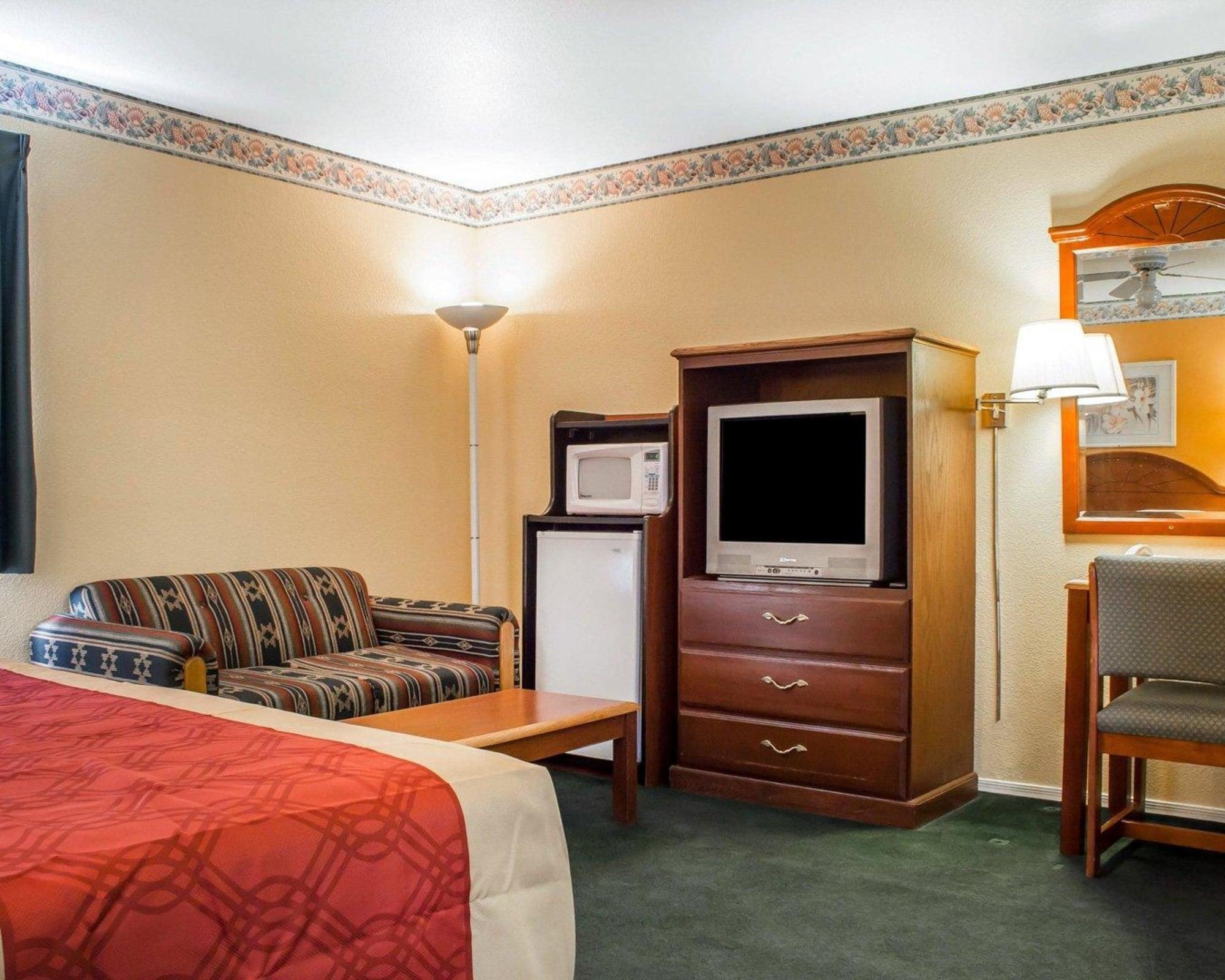 แทรเวลลอดจ์ บาย วินด์แฮม คิงแมน Motel ภายนอก รูปภาพ