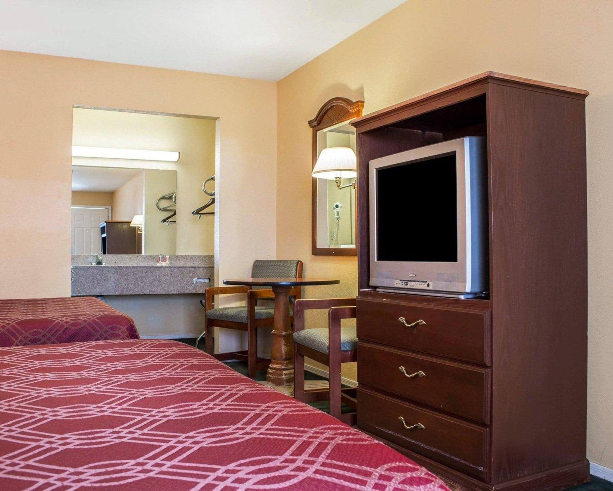 แทรเวลลอดจ์ บาย วินด์แฮม คิงแมน Motel ภายนอก รูปภาพ