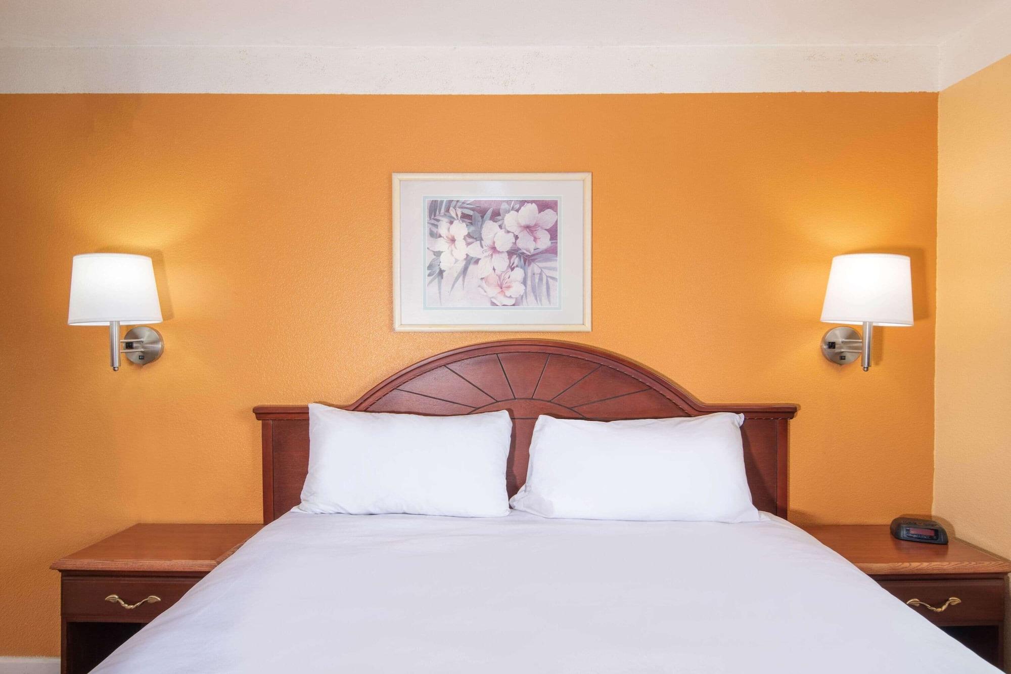 แทรเวลลอดจ์ บาย วินด์แฮม คิงแมน Motel ภายนอก รูปภาพ