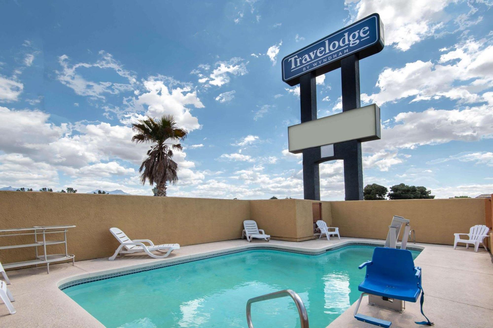 แทรเวลลอดจ์ บาย วินด์แฮม คิงแมน Motel ภายนอก รูปภาพ