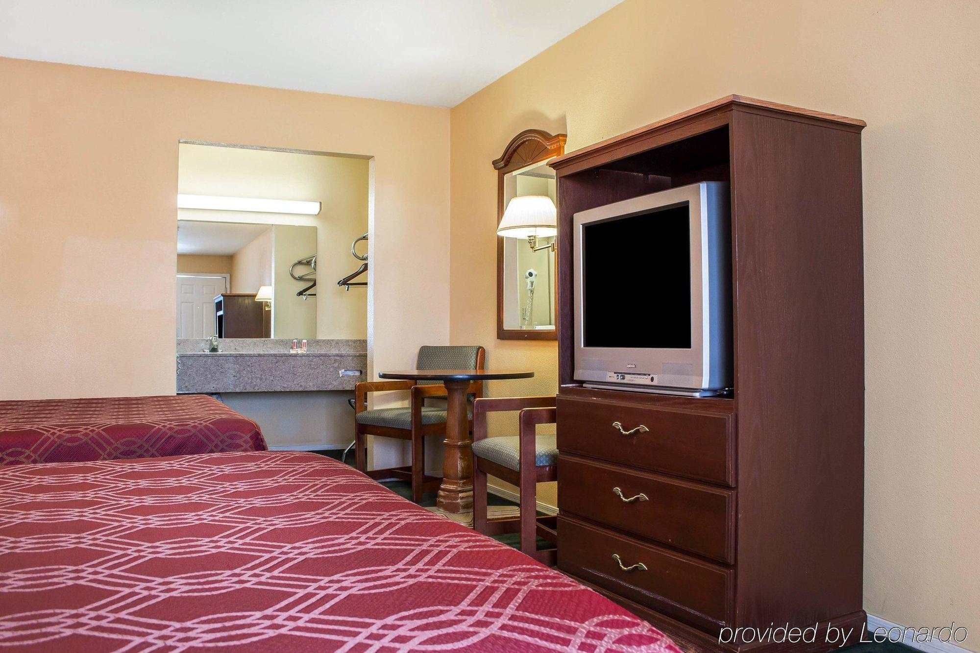 แทรเวลลอดจ์ บาย วินด์แฮม คิงแมน Motel ภายนอก รูปภาพ