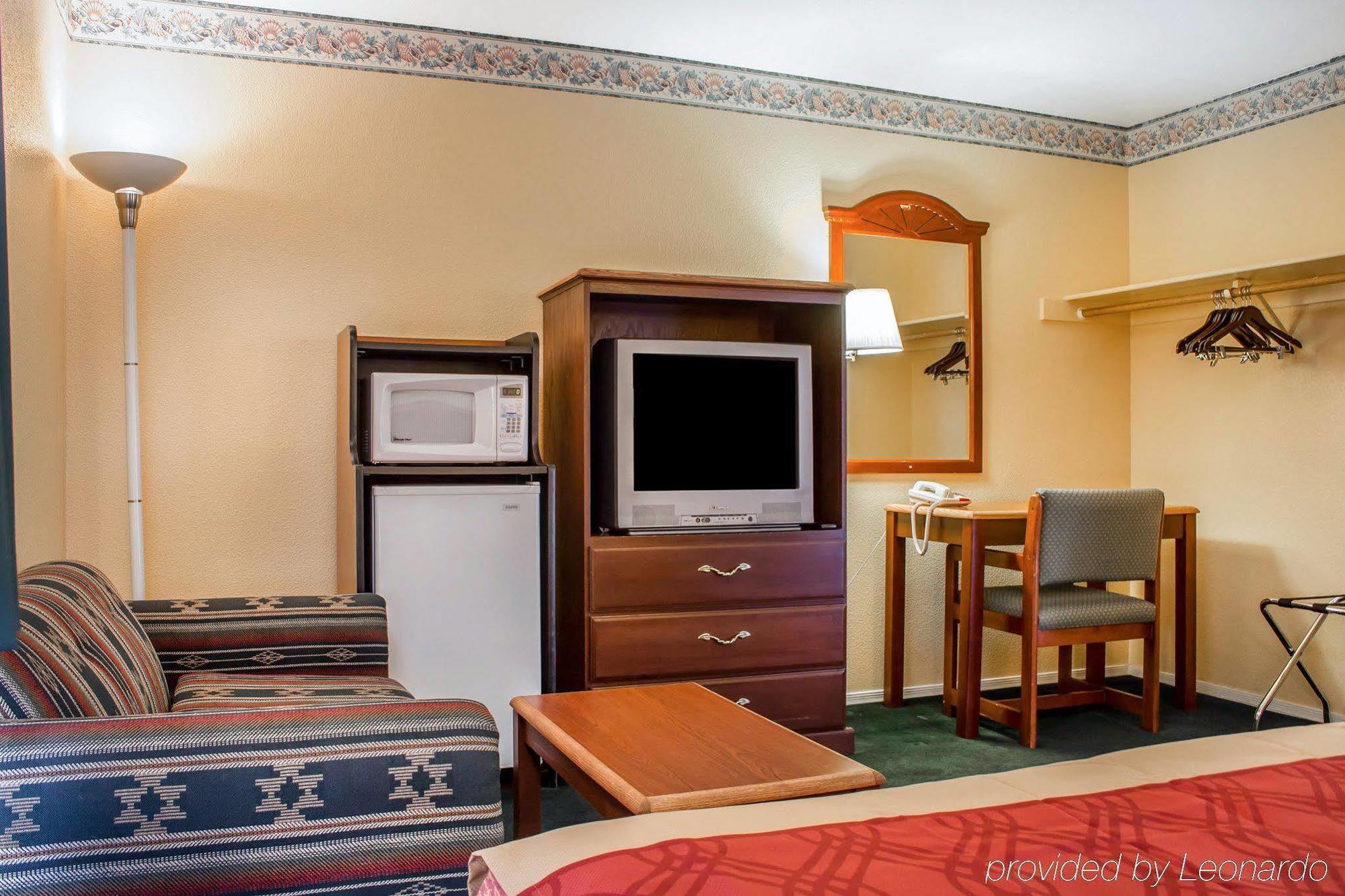 แทรเวลลอดจ์ บาย วินด์แฮม คิงแมน Motel ภายนอก รูปภาพ